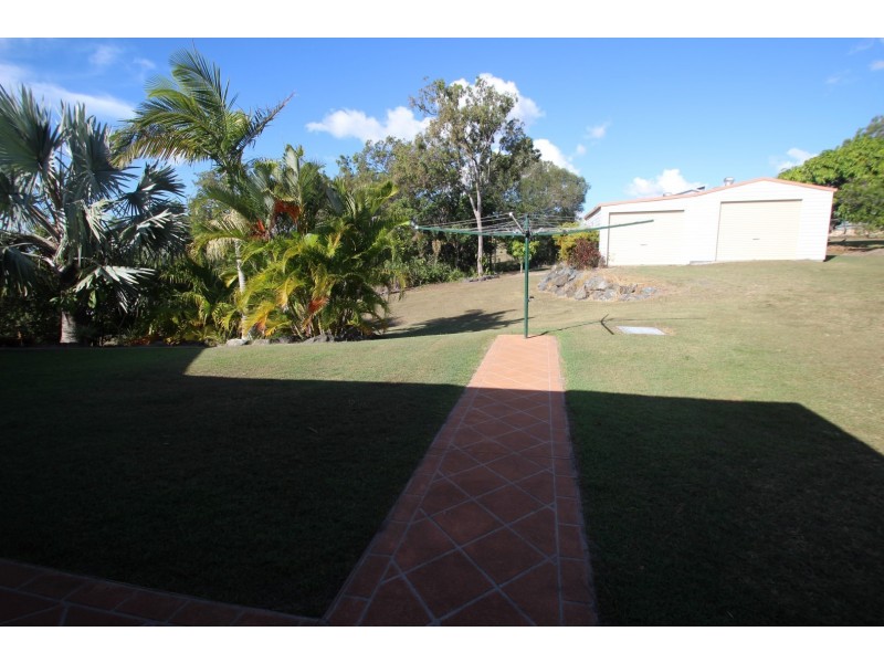 58-60 Palm Way, Dundowran QLD 4655