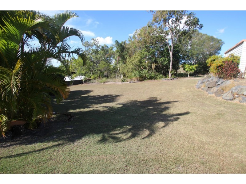 58-60 Palm Way, Dundowran QLD 4655