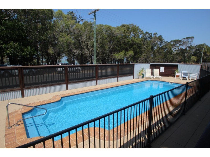 2/651 Esplanade, Urangan QLD 4655