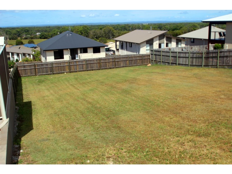 25 Sandy View Drive, Nikenbah QLD 4655