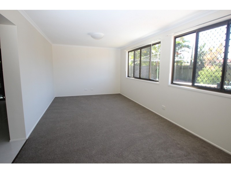 170 Truro Street, Urangan QLD 4655