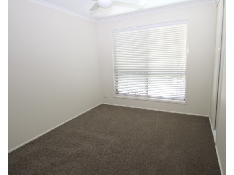 170 Truro Street, Urangan QLD 4655