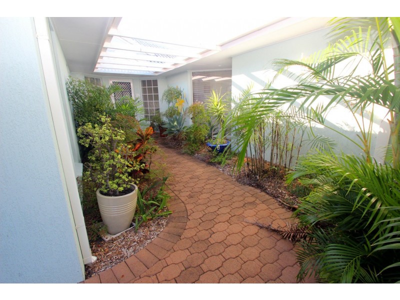31 Lido Parade, Urangan QLD 4655
