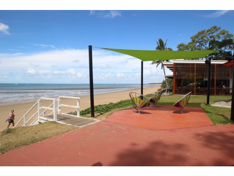 Unit 211/350 Esplanade, Scarness QLD 4655