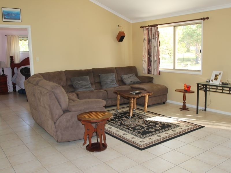 60 Simmos Road, Booral QLD 4655