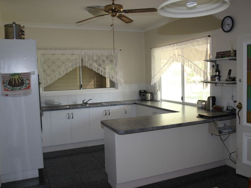 60 Simmos Road, Booral QLD 4655