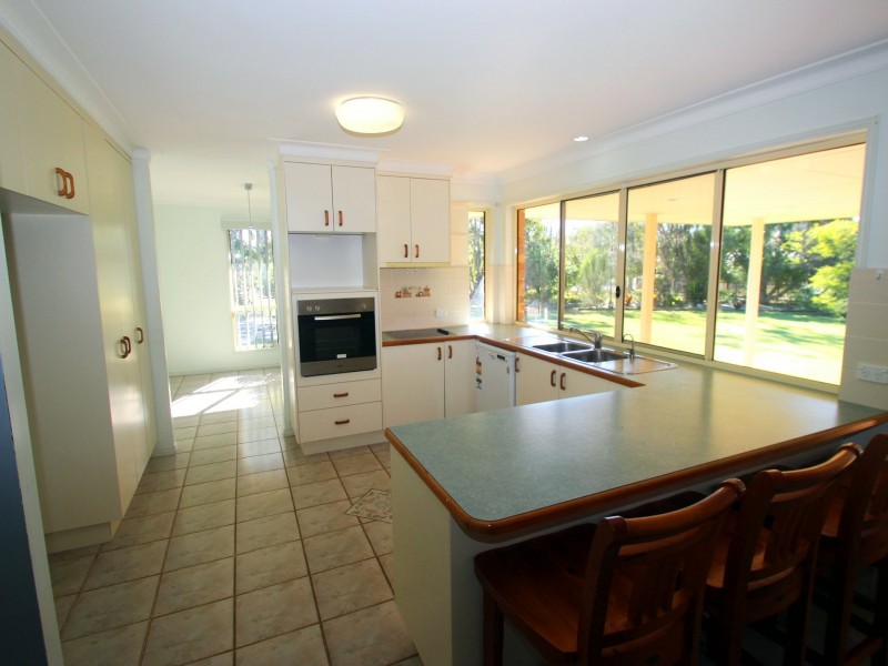 5 Kathleen Crescent, Wondunna QLD 4655