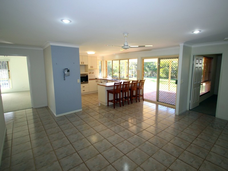 5 Kathleen Crescent, Wondunna QLD 4655