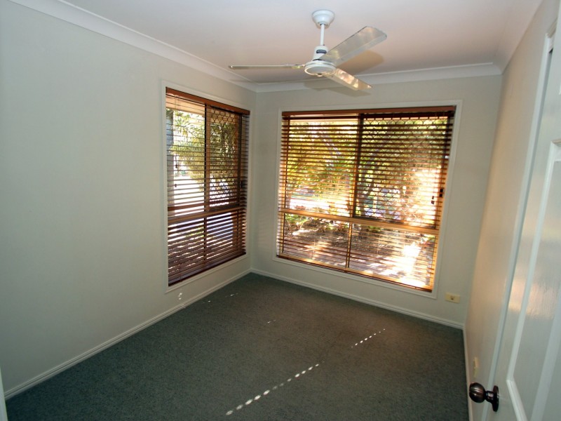 5 Kathleen Crescent, Wondunna QLD 4655