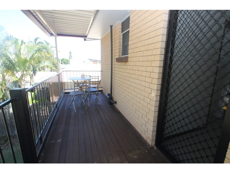 Unit 2/8 Prince Street, Urangan QLD 4655