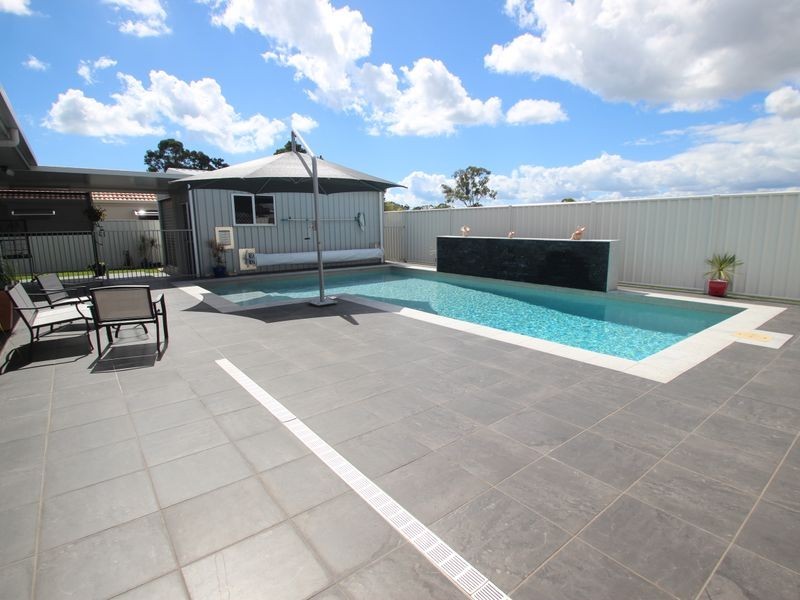13 Rochester Court, Urraween QLD 4655