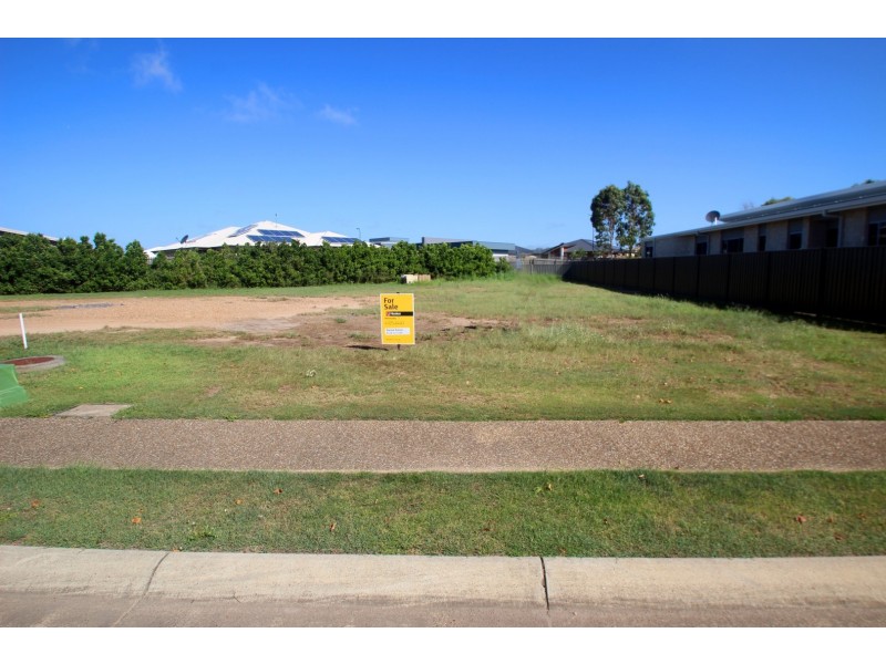 18 Satinwood Avenue, Urraween QLD 4655