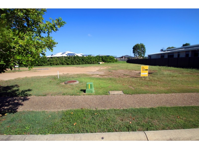 18 Satinwood Avenue, Urraween QLD 4655