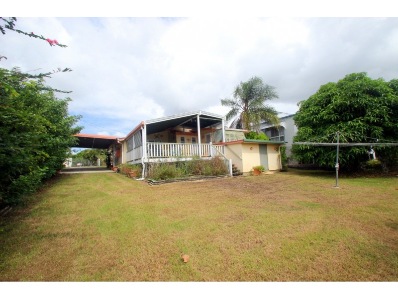 12 Mant Street, Point Vernon QLD 4655