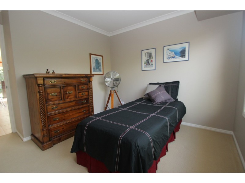 64 Bauhinia Drive, Kawungan QLD 4655