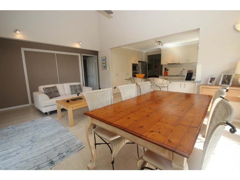 64 Bauhinia Drive, Kawungan QLD 4655