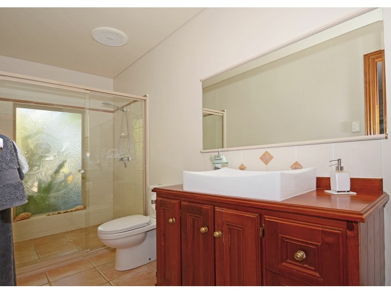 4 Meadow Drive, Dundowran Beach QLD 4655