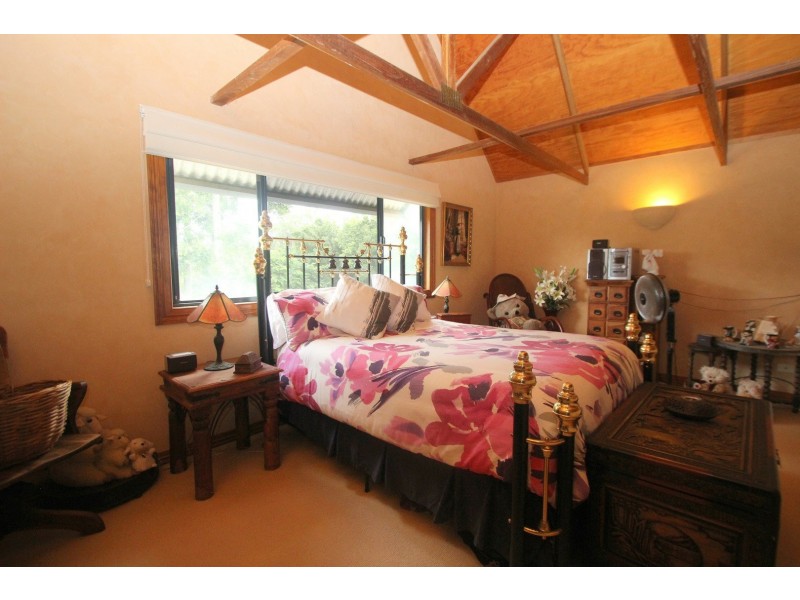 4 Meadow Drive, Dundowran Beach QLD 4655