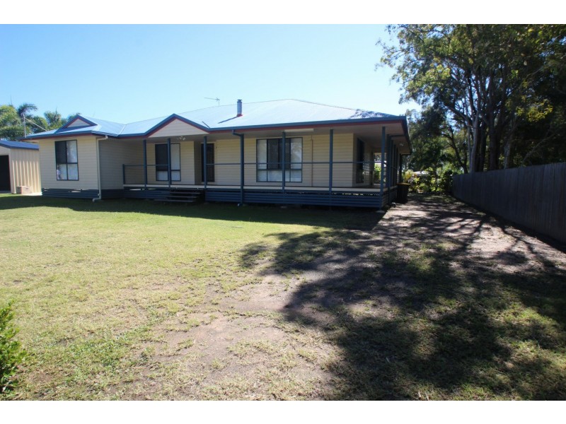 10 Verden Drive, Urangan QLD 4655