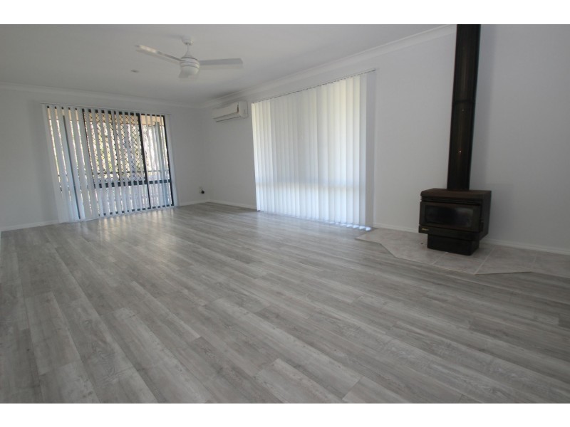 10 Verden Drive, Urangan QLD 4655