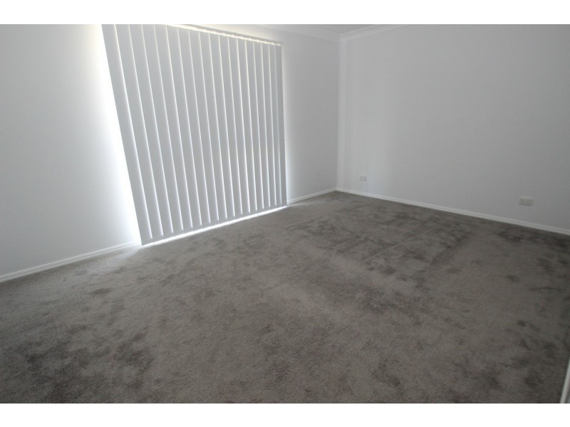 10 Verden Drive, Urangan QLD 4655