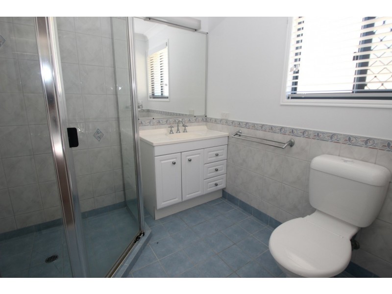 10 Verden Drive, Urangan QLD 4655