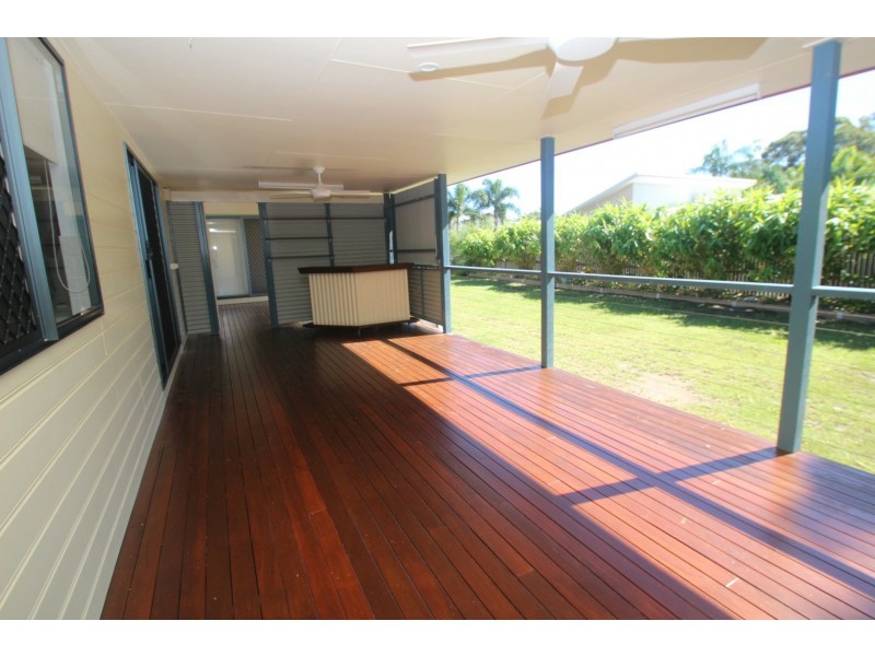 10 Verden Drive, Urangan QLD 4655
