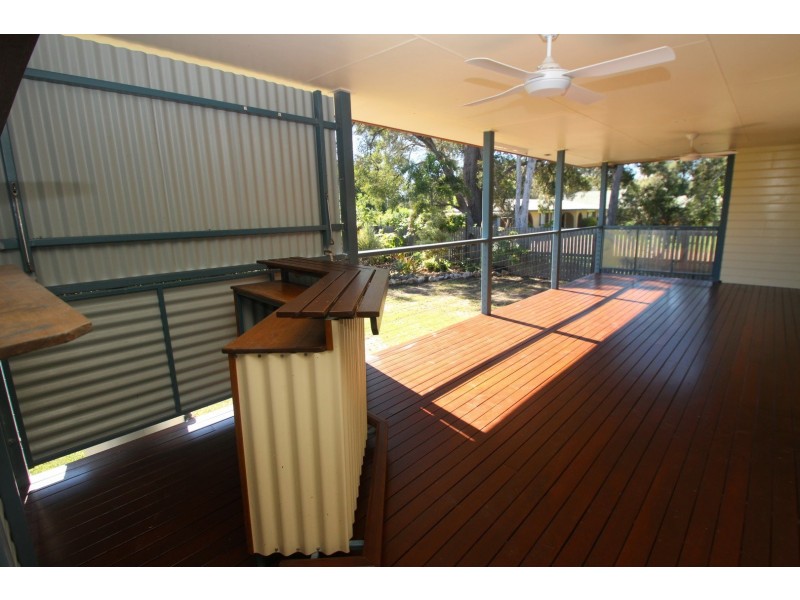 10 Verden Drive, Urangan QLD 4655