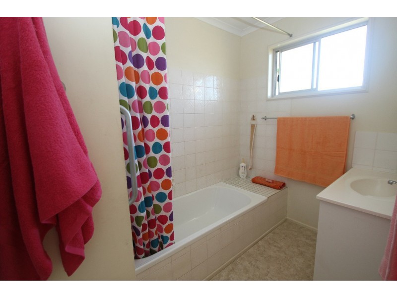 28 Colyton Street, Torquay QLD 4655