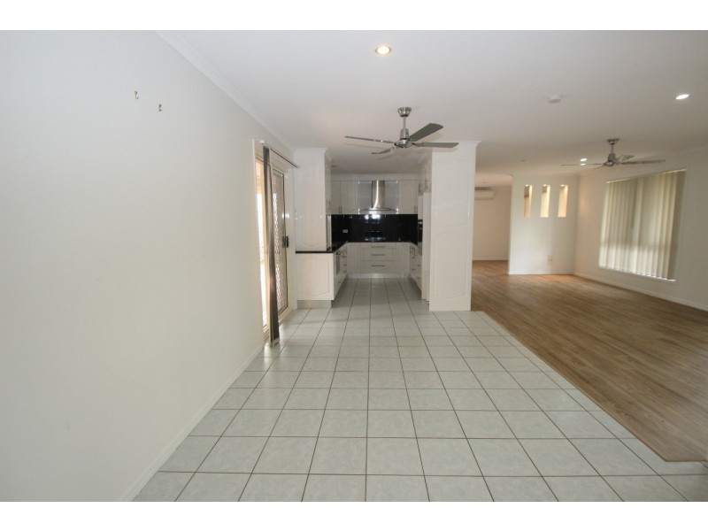 25 Wedge Street, Urraween QLD 4655