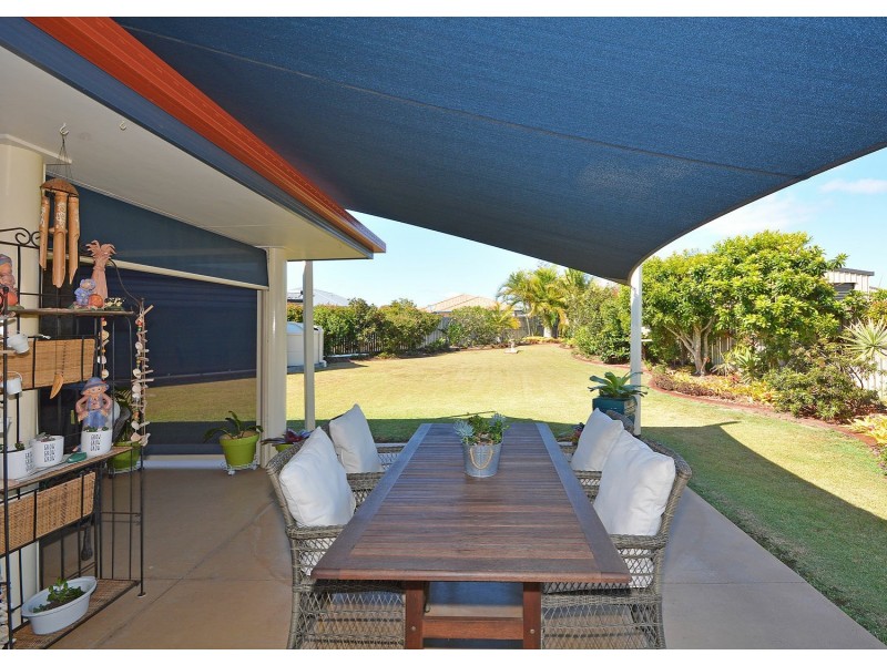 8 Pembridge Circuit, Urraween QLD 4655