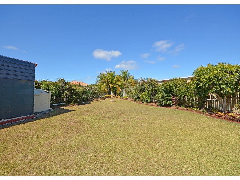 8 Pembridge Circuit, Urraween QLD 4655