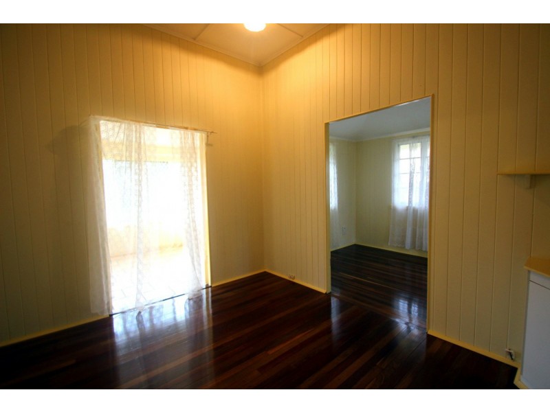 212 Esplanade, Pialba QLD 4655