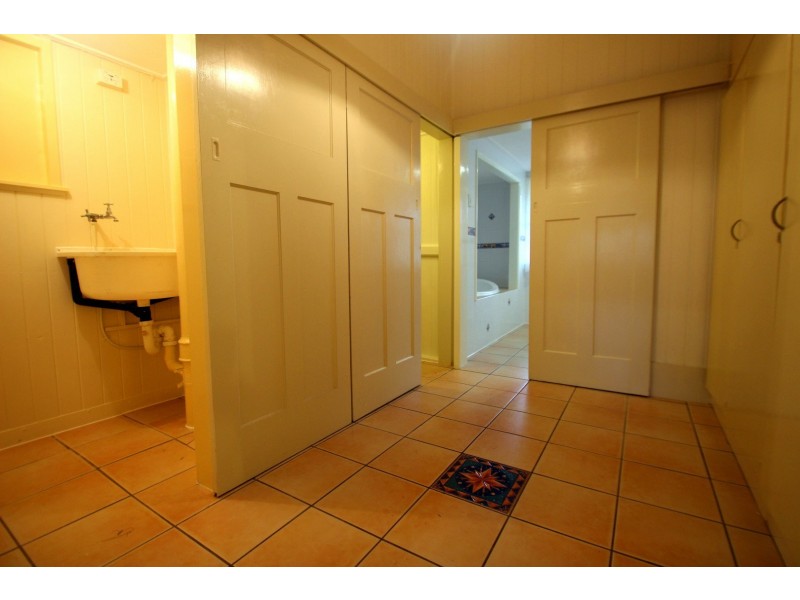 212 Esplanade, Pialba QLD 4655