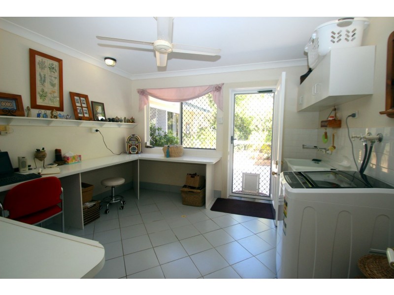 55 Ladbroke Crescent, Urangan QLD 4655