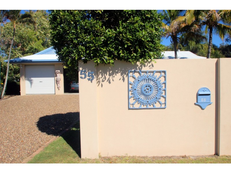 55 Ladbroke Crescent, Urangan QLD 4655