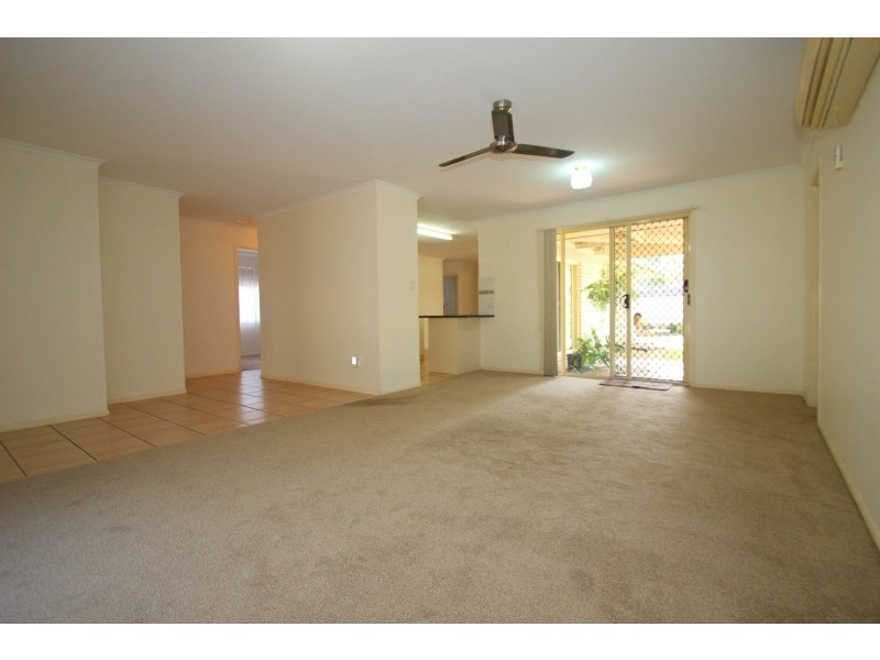 55 Pulgul Street, Urangan QLD 4655