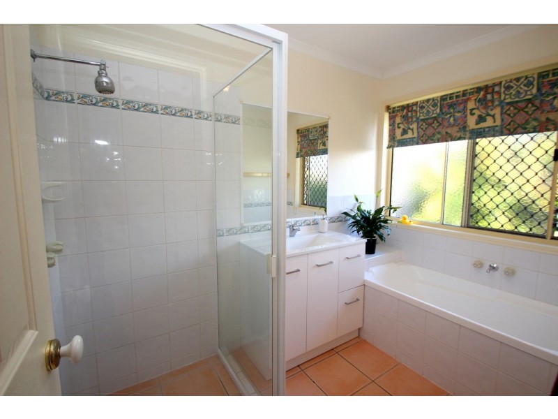 55 Pulgul Street, Urangan QLD 4655