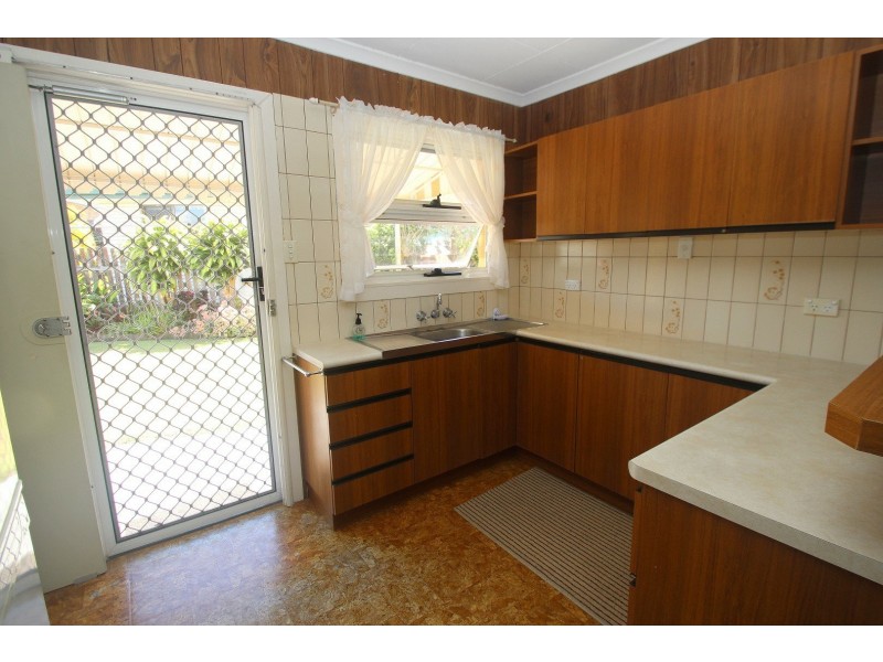 46 Corfield Street, Point Vernon QLD 4655