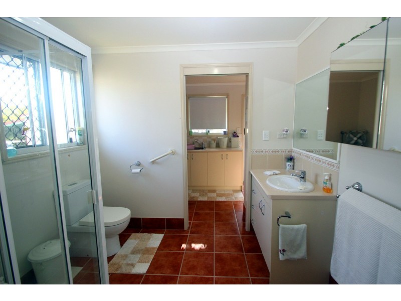 Unit 4/59 Truro Street, Torquay QLD 4655