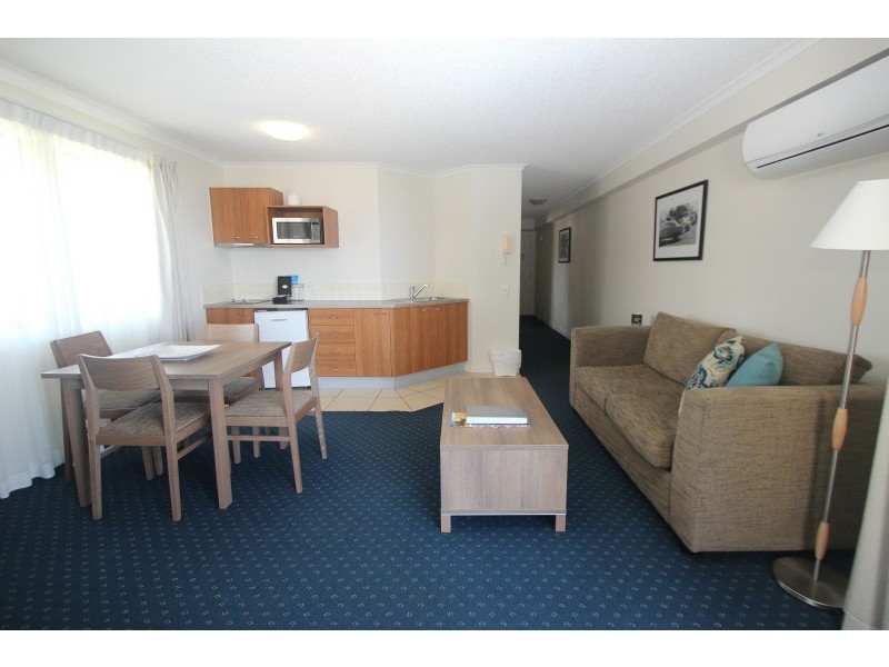 Unit 320/321 Mantra Resort/Lot 13 Buccaneer Drive, Urangan QLD 4655