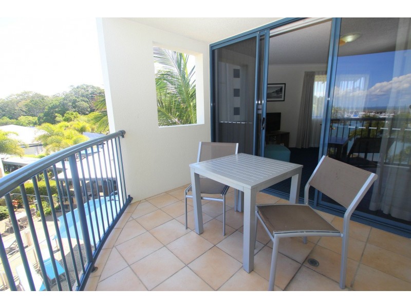 Unit 320/321 Mantra Resort/Lot 13 Buccaneer Drive, Urangan QLD 4655
