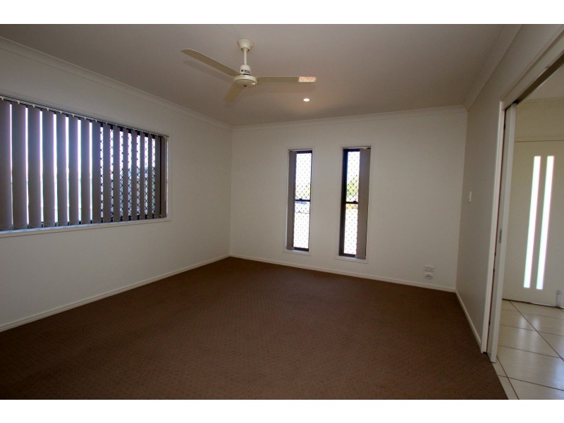 3 Belleni Court, Point Vernon QLD 4655