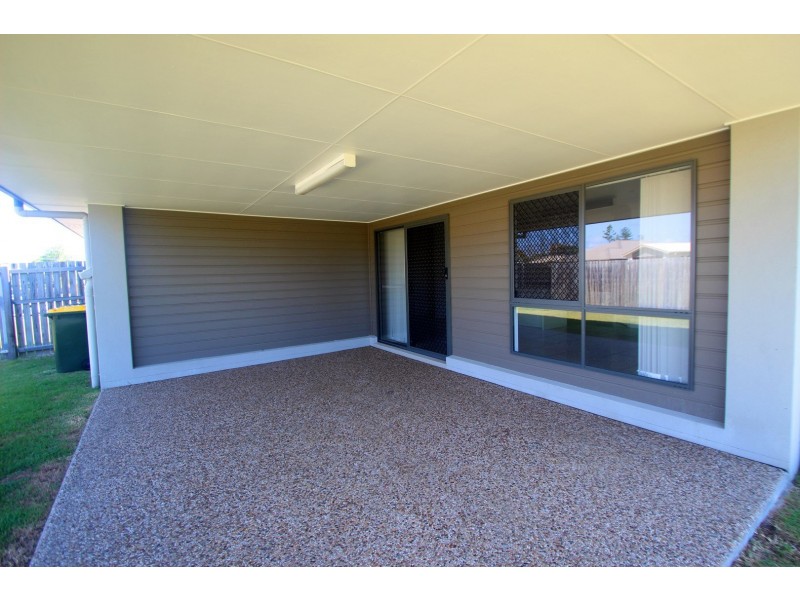 3 Belleni Court, Point Vernon QLD 4655