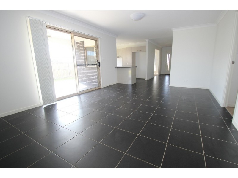 15 Parkview Street, Wondunna QLD 4655