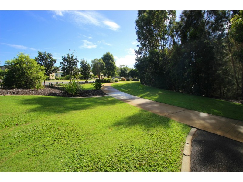 15 Parkview Street, Wondunna QLD 4655