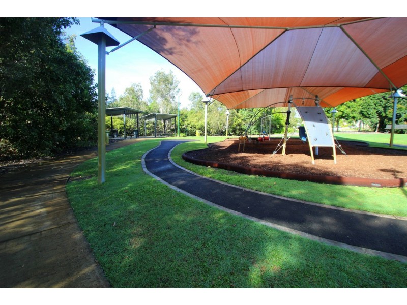 15 Parkview Street, Wondunna QLD 4655