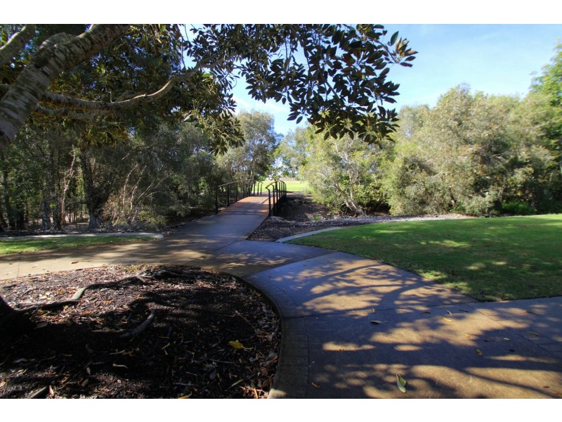 15 Parkview Street, Wondunna QLD 4655