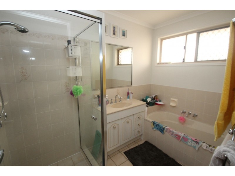 4 Forest Close, Kawungan QLD 4655