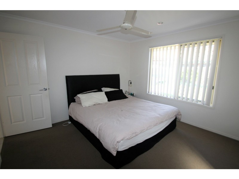 21 Moonstone Drive, Urangan QLD 4655